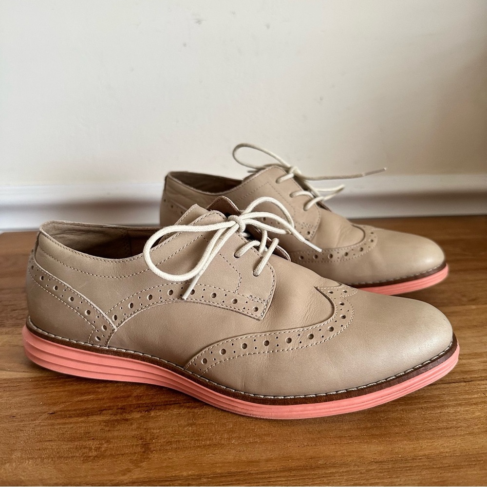 Cole Haan Women Size 7.5 Original Grand Wingtip Oxford Waterproof Beige Leather